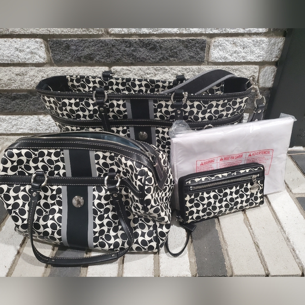 Coach Travel/Diaper Bag Bundle